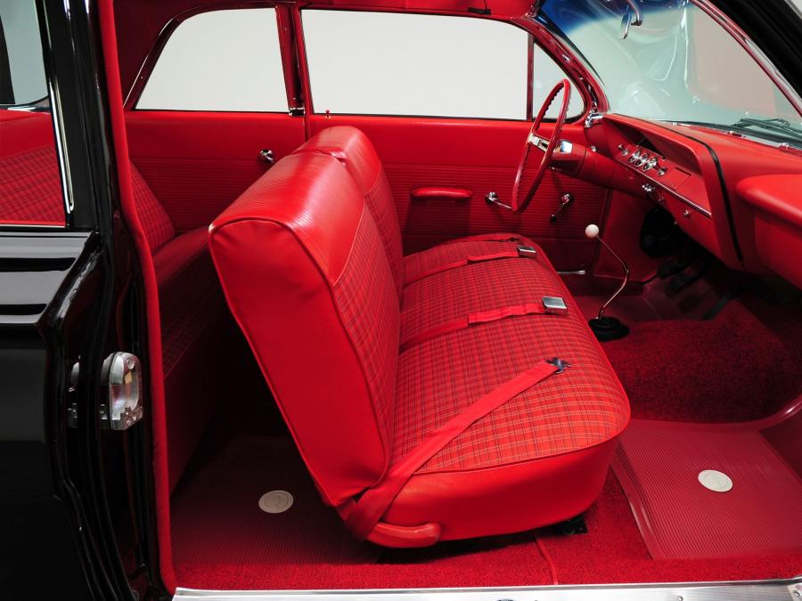  Chevrolet Biscayne 2-Door Sedan 1962 года  (фото 6 из 9)